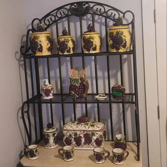 Kitchen decorations